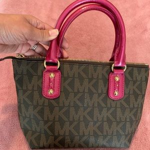 Michael Kors purse authentic